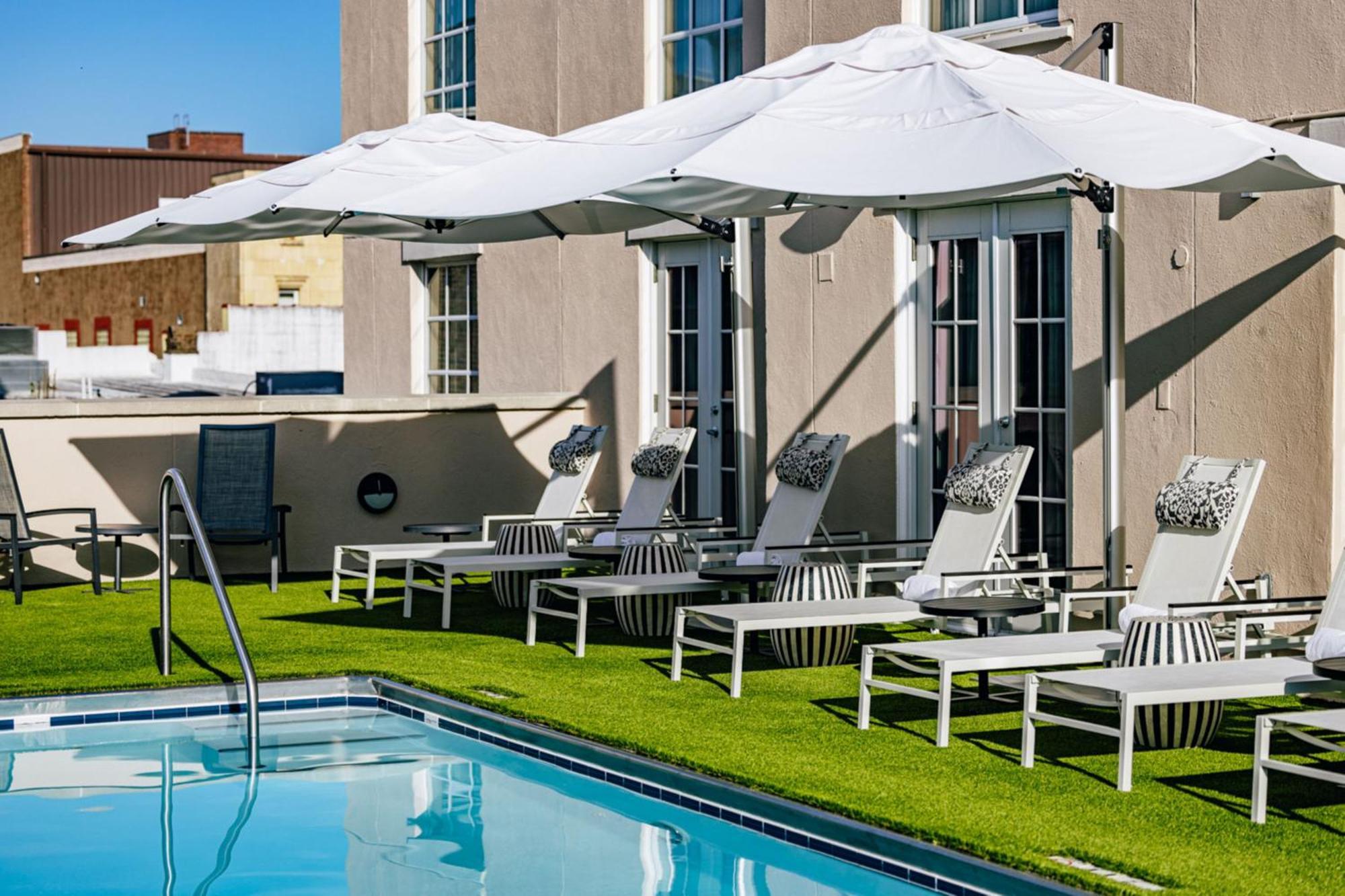 The Lindy Renaissance Charleston Hotel Buitenkant foto