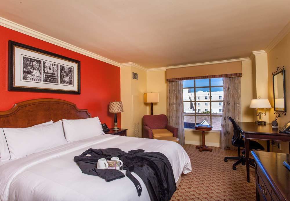 The Lindy Renaissance Charleston Hotel Buitenkant foto