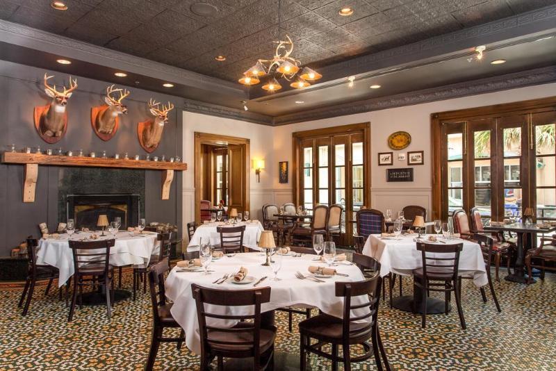 The Lindy Renaissance Charleston Hotel Buitenkant foto
