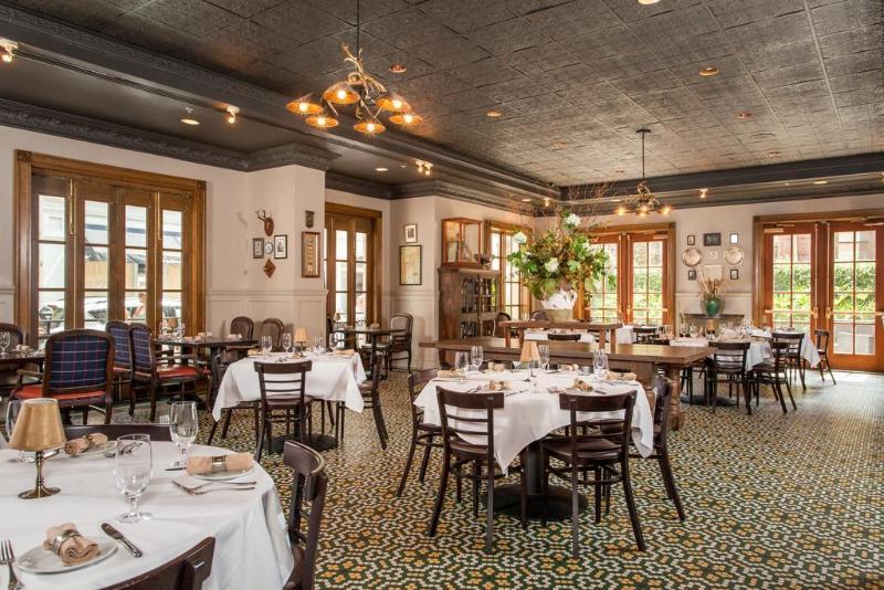 The Lindy Renaissance Charleston Hotel Buitenkant foto